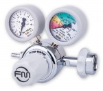 FM pressure regulator with double gauge