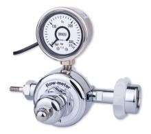 FM Pressure regulator with special gauge for ambulances | flow-meter™